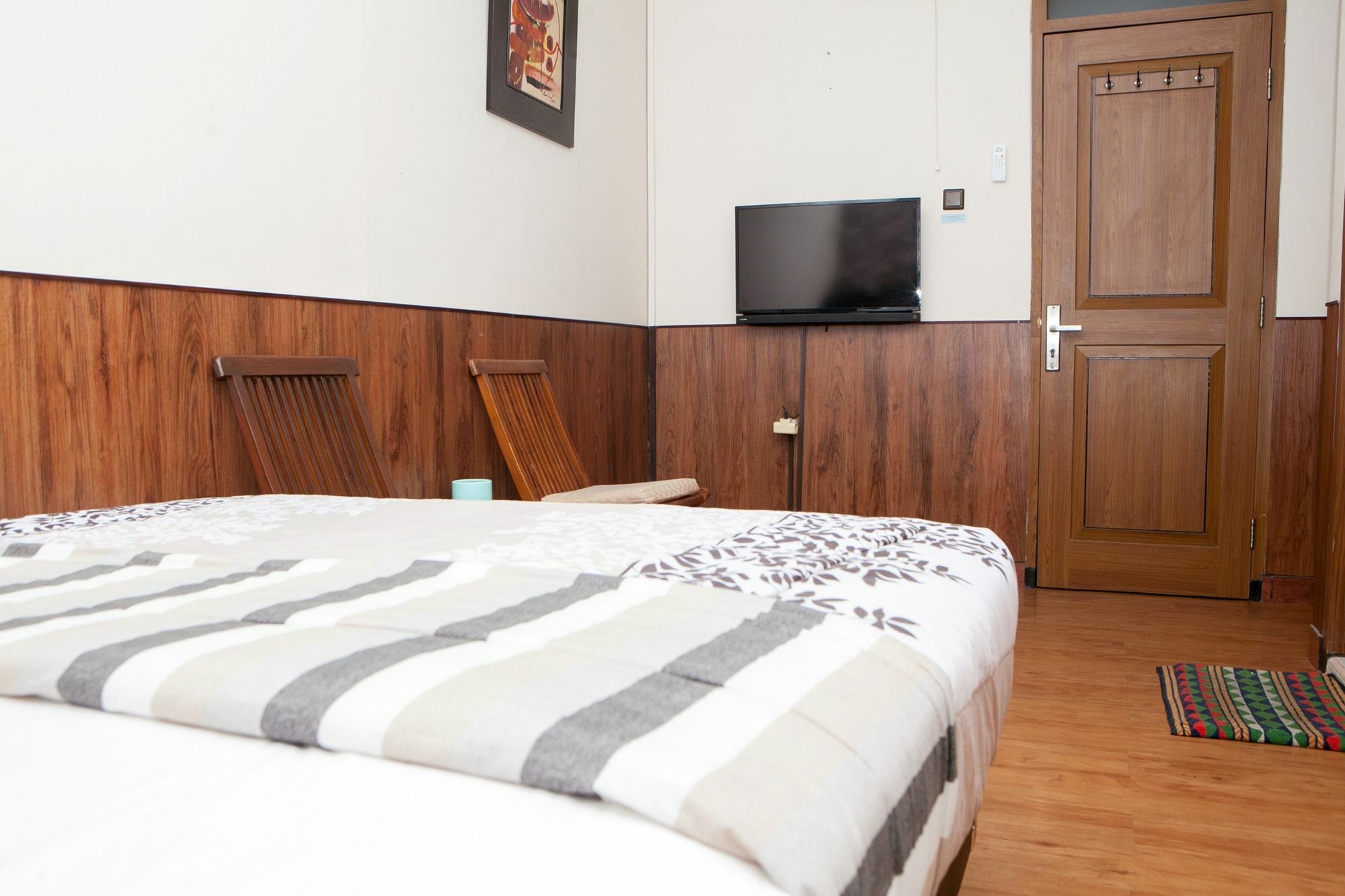 Reddoorz Plus Near Riau Street Bandung Zewnętrze zdjęcie