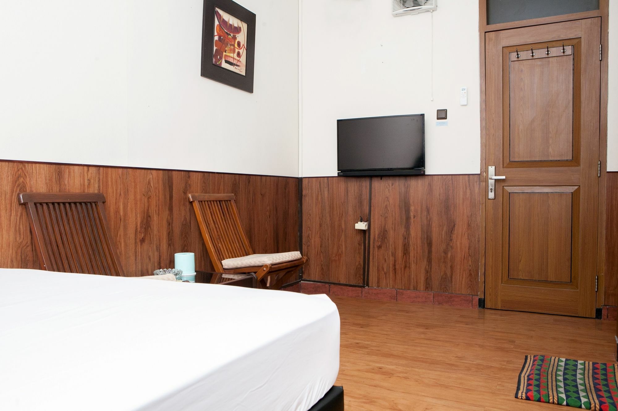Reddoorz Plus Near Riau Street Bandung Zewnętrze zdjęcie